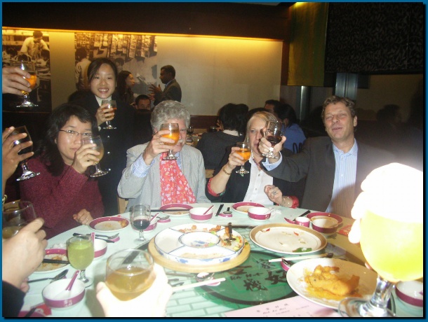 602x451 pixels (115K)